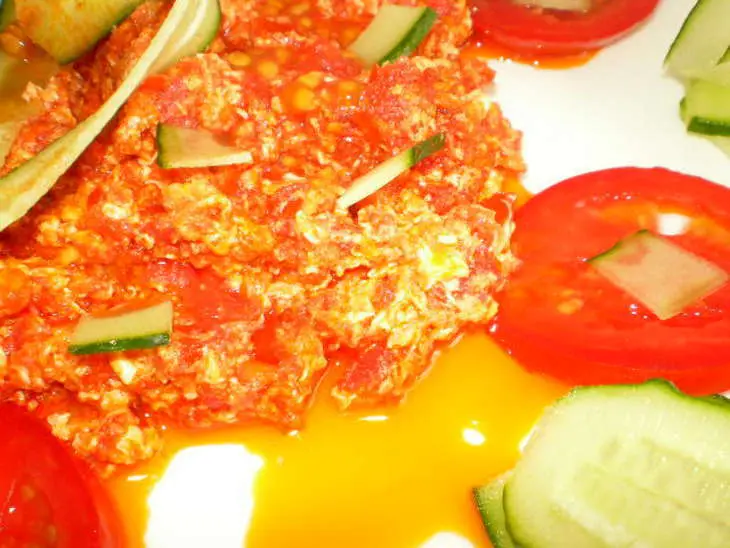 Чыгыртма с помидорами и яйцом: шаг 10
