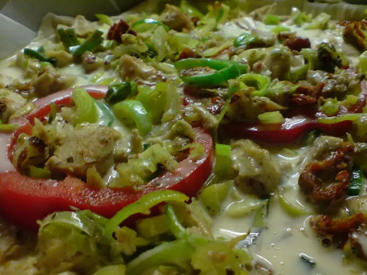 Пирог открытый с куриным мясом и перцами: шаг 3