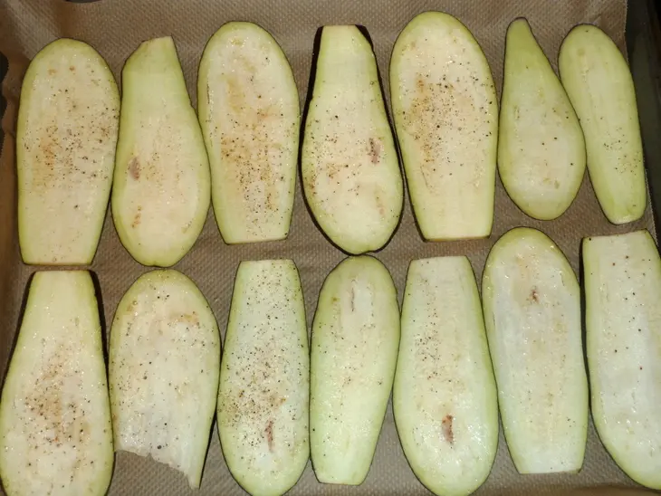 Оригинальная "лазанья" с баклажаном и рисом к куриным отбивным: шаг 1