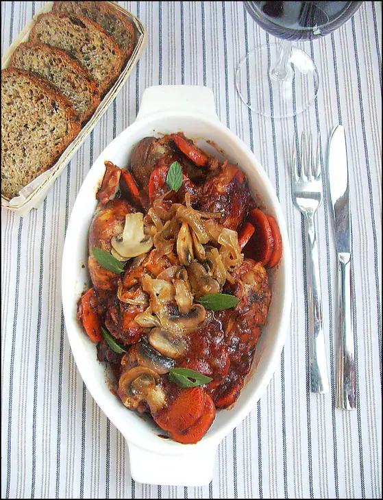 Голень цыпленка в красном вине или почти coq au vin: шаг 13