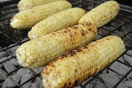 Свинина с фенхелем под чесночным соусом с кукурузой: шаг 7