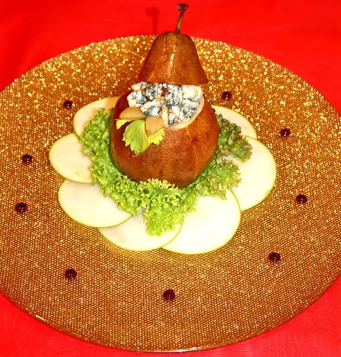 Бера фаршированная голубым сыром, виноградом и орешками: шаг 8