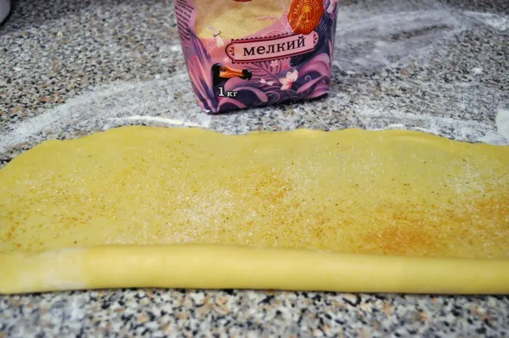 Калачики сметанные с коричневым сахаром и корицей.: шаг 4