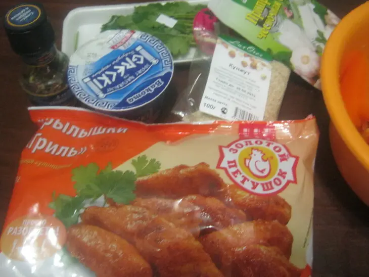 Куриные крылышки с овощами и соусом "полный гриль": шаг 1
