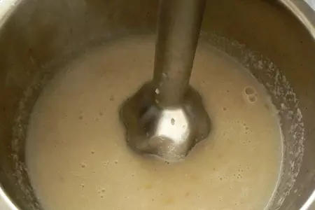 Суп-пюре из груш с голубым сыром.: шаг 5