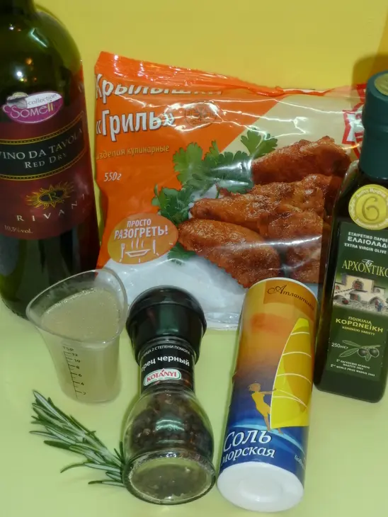 "золотые " розмариновые крылышки от петушка с картофельной запеканкой с белыми грибами: шаг 7
