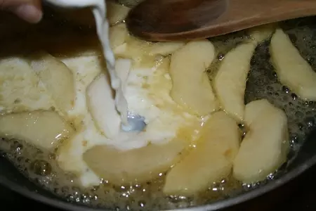 Apple soufflé omelette: шаг 3