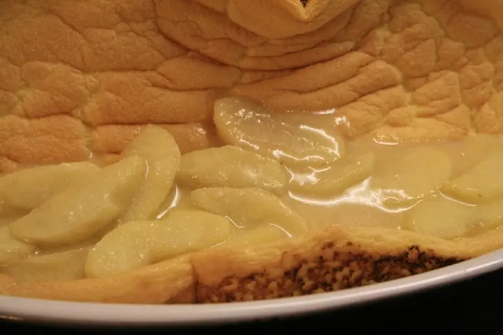 Apple soufflé omelette: шаг 6