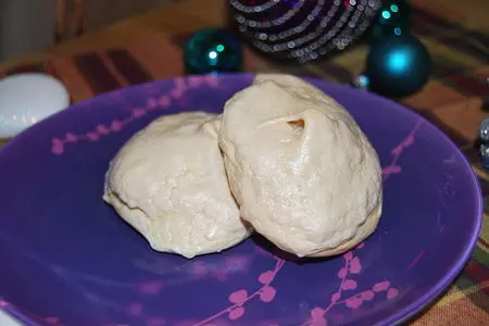 Новогодние меренги с малиновым соусом и ежевикой: шаг 8
