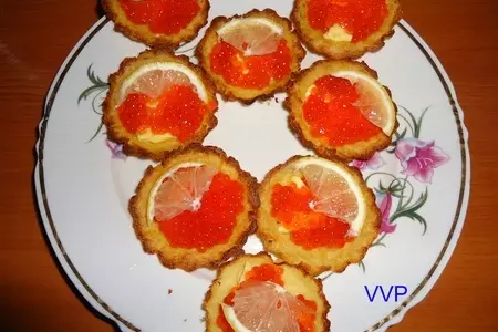 Картофельные корзиночки с икрой: шаг 2