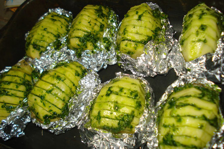 Картофель, запеченный в фольге с чесночным соусом: шаг 3