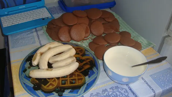 Торт "банановая змейка в шоколадной глазури": шаг 2