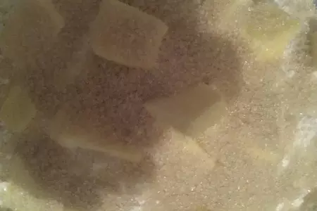 Яблочный пирог с брусничным конфитюром: шаг 1