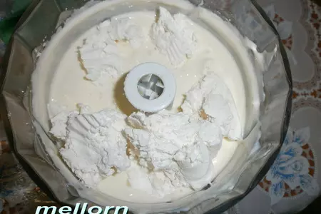 Десерт из белого шоколада с мандаринами и виноградом: шаг 2