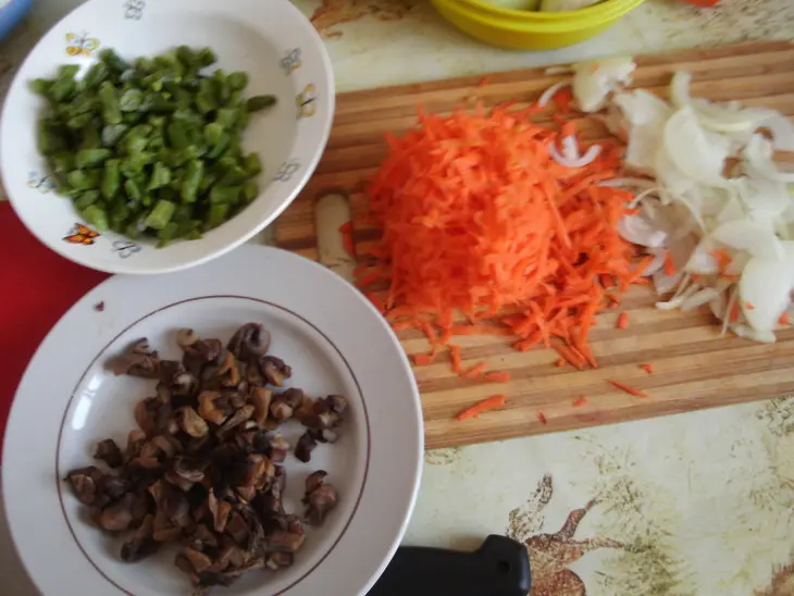 Горбуша, фаршированная овощами: шаг 2