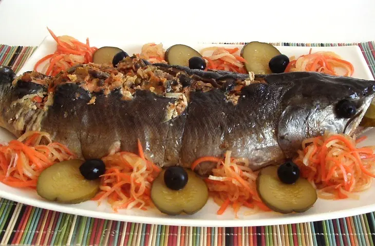 Горбуша, фаршированная овощами: шаг 4