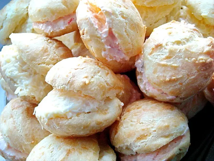 Гужеры - французские заварные сырные булочки: шаг 5