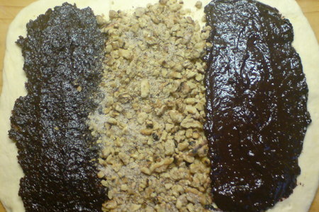Штрудель "зигзаг" (с черносливом,орехами и горьким шоколадом): шаг 4