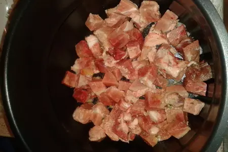 Мясо с грибами и картофелем в мультиварке: шаг 6