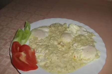Любимая яичница в сметанно-луковом соусе: шаг 6