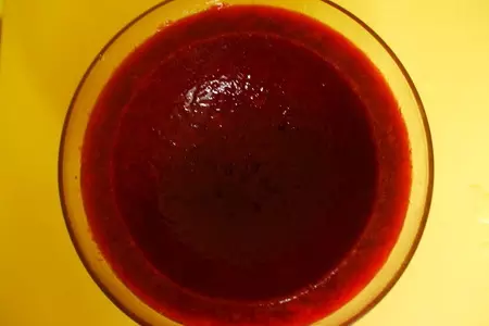 Баваро из клубники: шаг 3