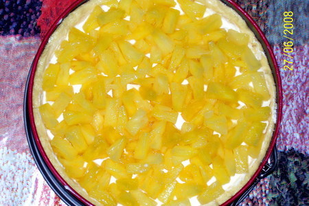 Песочный пирог с творогом, ананасами и посыпкой "штрейзель": шаг 5