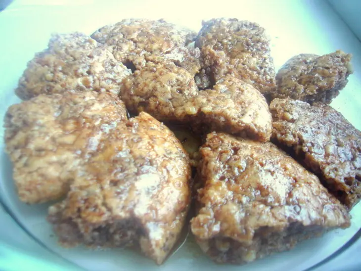 Сырный десерт с миндальным печеньем: шаг 2