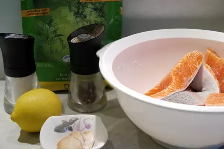 Лимонный лосось, запеченный в пергаменте: шаг 2