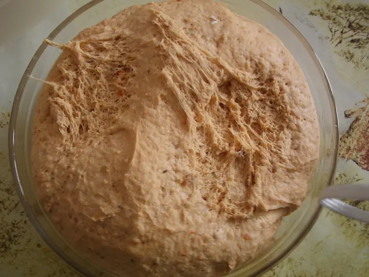 Томатный хлеб пряно-овсяный. хлебный фм: шаг 2