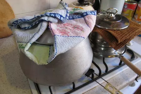 Плов с фасолью и копченой рыбой (lobyalı plov balıqla): шаг 5