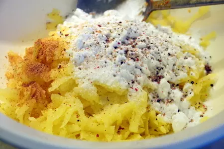 Сливочная мясная поджарка под хрустящей картофельной корочкой: шаг 3