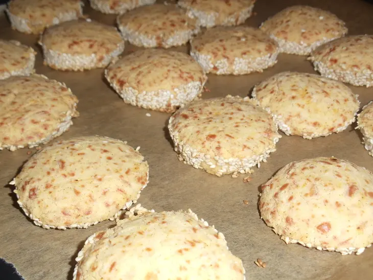 Сырное печенье с кунжутом: шаг 6
