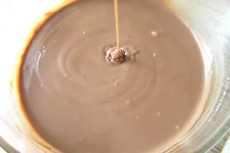 Шоколадно-лимонный вафельный торт с миндалем: шаг 2