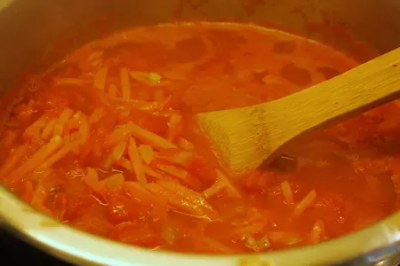 Томатно-морковный суп-пюре с брынзой и кедровыми орешками: шаг 3