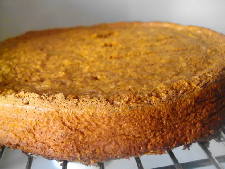 Швейцарский морковный торт (rübli kuchen ): шаг 7