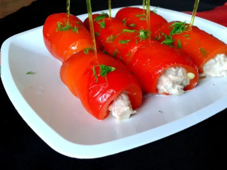 Рулетики из печеного болгарского перца...с вкусной начинкой))): шаг 7