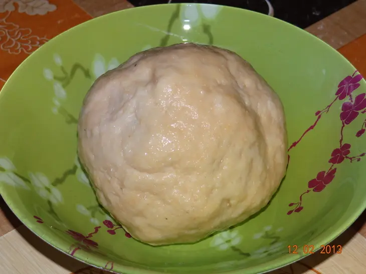 Жаркое из мяса с квашеной капустой и съедобной крышечкой: шаг 4