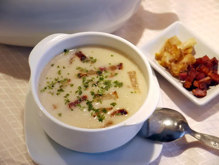 Фасолевый суп-пюре с грушей и беконом: шаг 6