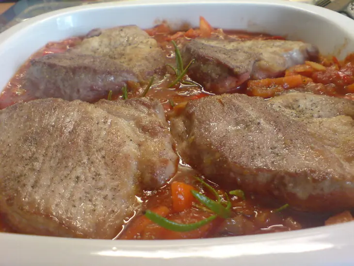 Шницель запечённый с овощами  alla bolognese…..: шаг 5