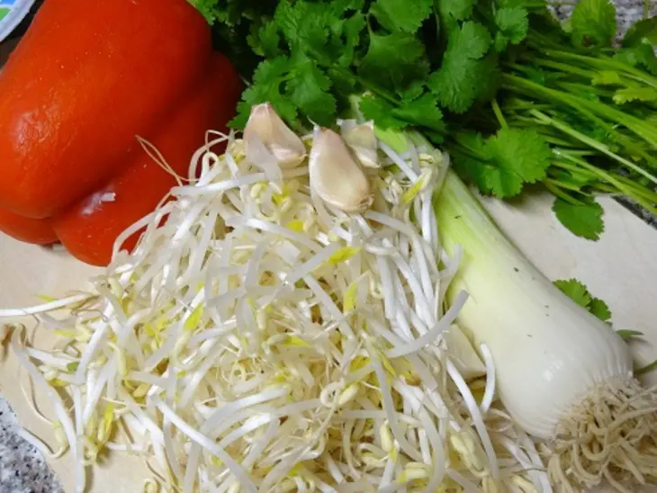 Лапша с курицей и овощами: шаг 2