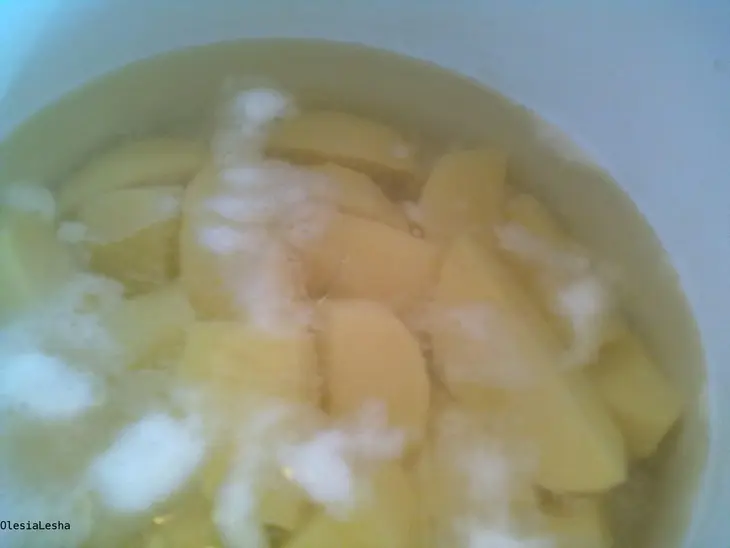 Пирожки из хрущевского теста...с двумя начинками))): шаг 5