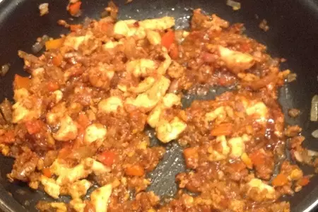 Рис по-китайски с курицей и креветками.: шаг 4