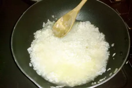 Ризотто с горгонзолой, грушей и грецким орехом: шаг 2