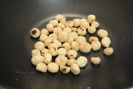 Баклажаны с орехами и кунжутными семенами: шаг 2