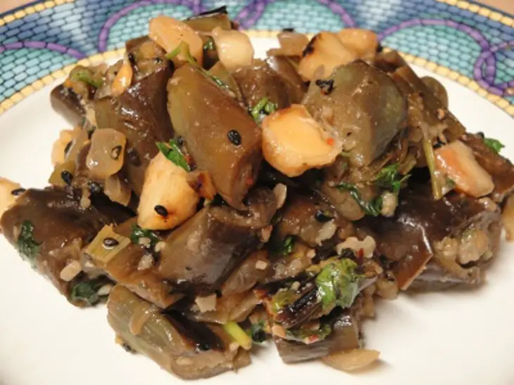 Баклажаны с орехами и кунжутными семенами: шаг 8