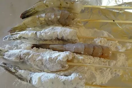 Креветки в тесте: шаг 3