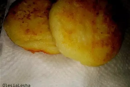 Воздушные сырники...с фетой))): шаг 9