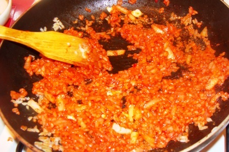 Мясные трубочки с рисовой начинкой: шаг 4