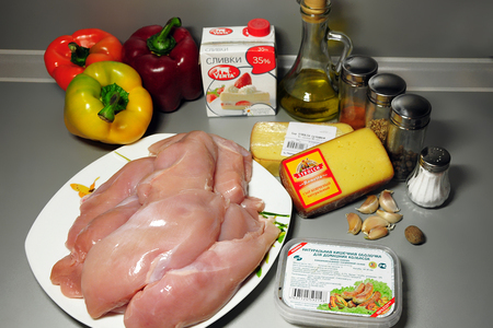 Куриные сардельки с паприкой и копчёным сыром, горчичным соусом и овощами-гриль.: шаг 1