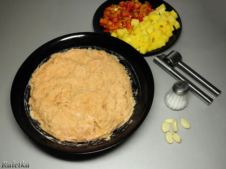 Куриные сардельки с паприкой и копчёным сыром, горчичным соусом и овощами-гриль.: шаг 5